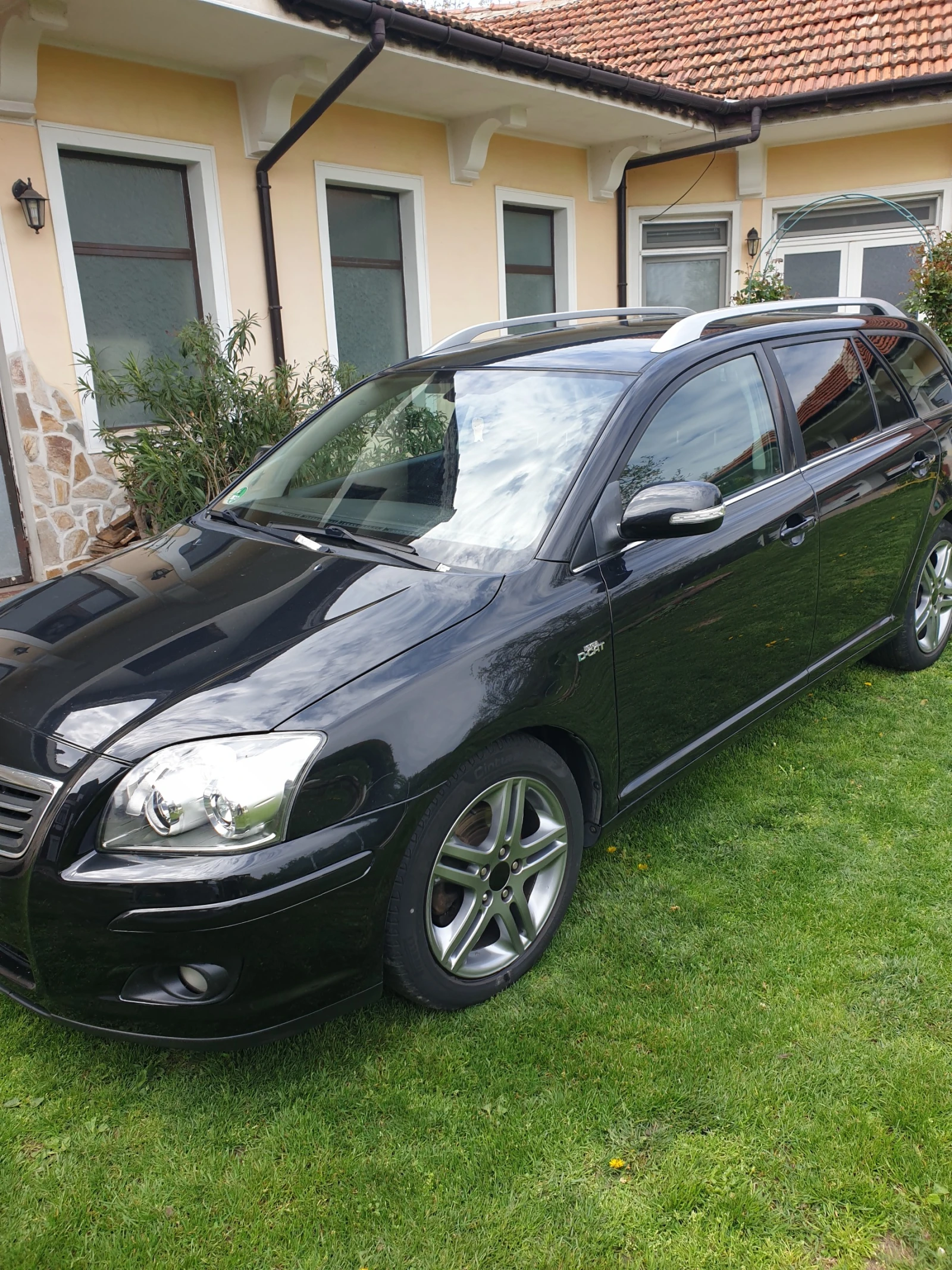 Toyota Avensis  - изображение 4