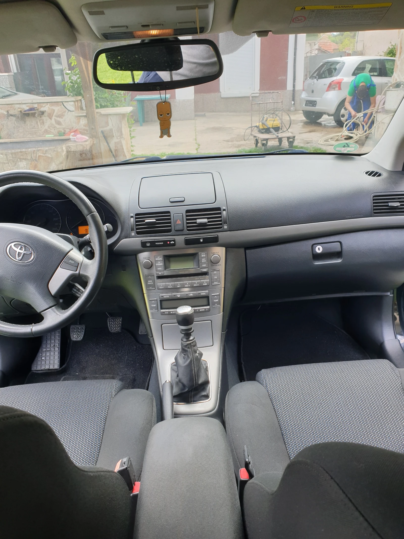 Toyota Avensis  - изображение 7