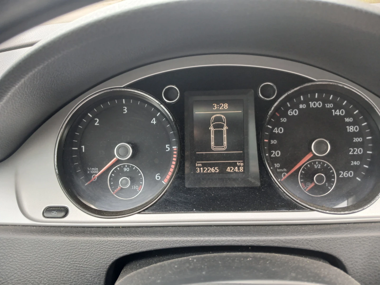 VW Passat  - изображение 10