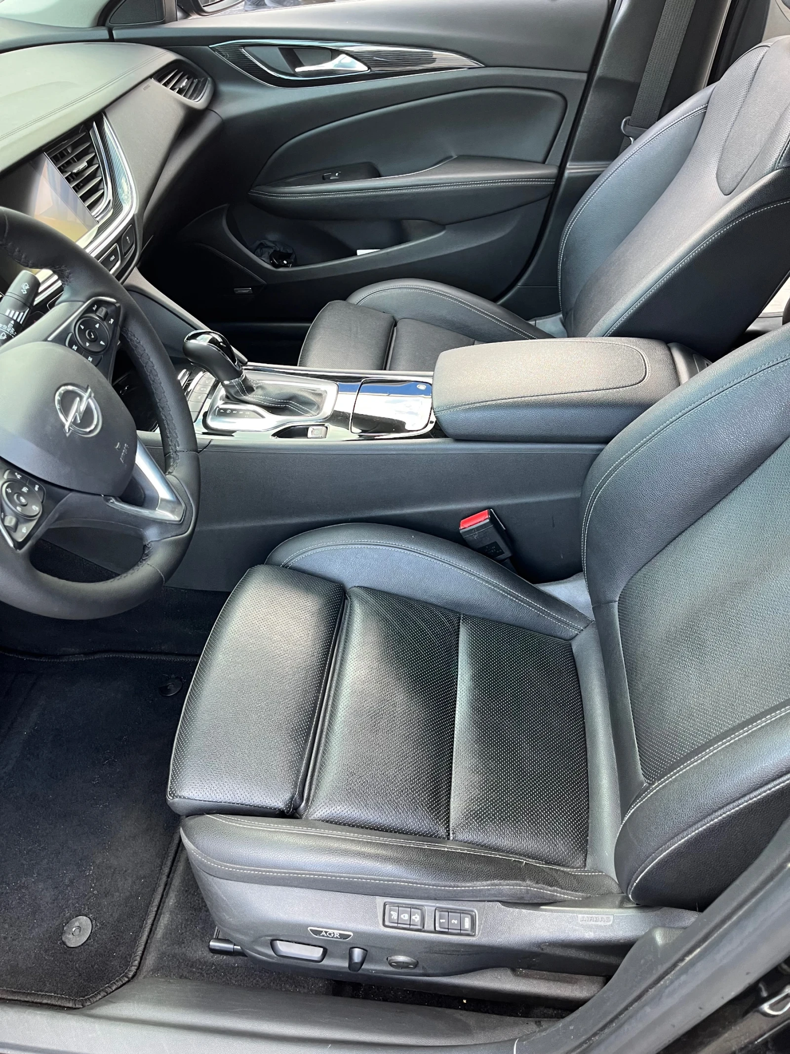 Opel Insignia 2.0D - изображение 6