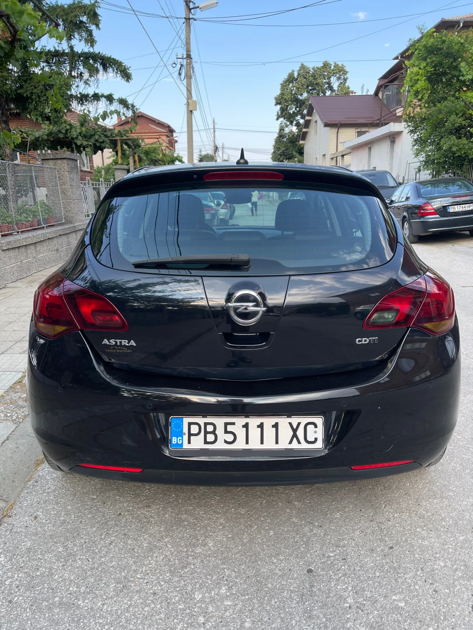 Opel Astra Opel Astra J 1.7 CDTI - изображение 3