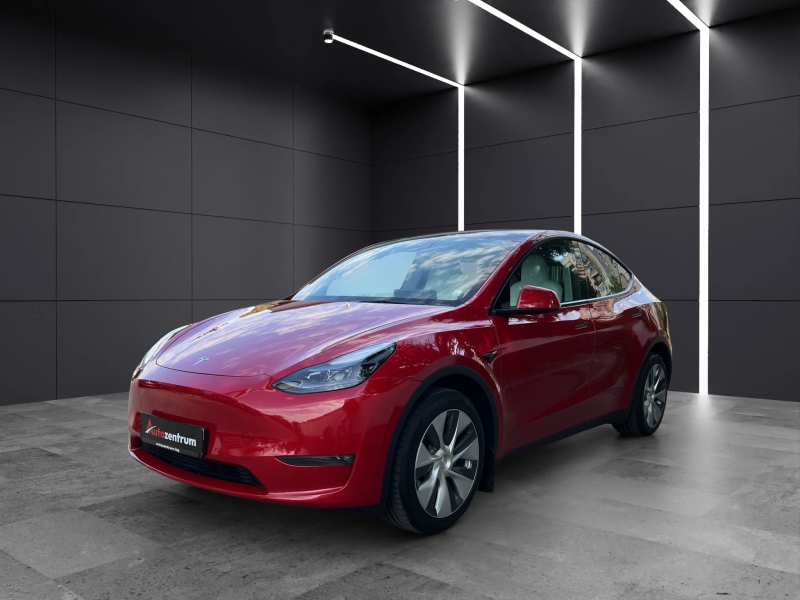 Tesla Model Y Long Range AWD - изображение 2