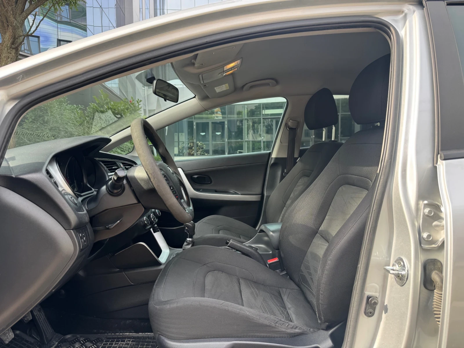 Kia Ceed 1.4 CVVT Facelift N1 | Mobile.bg — изображение 12