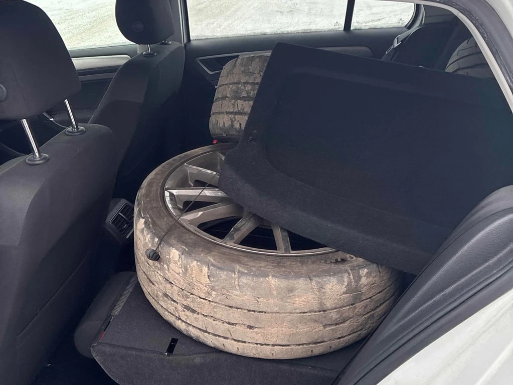 VW Golf * 5dr HB Man 1.8 TSI * CARFAX * ���� �� �� | Mobile.bg � ����������� 14