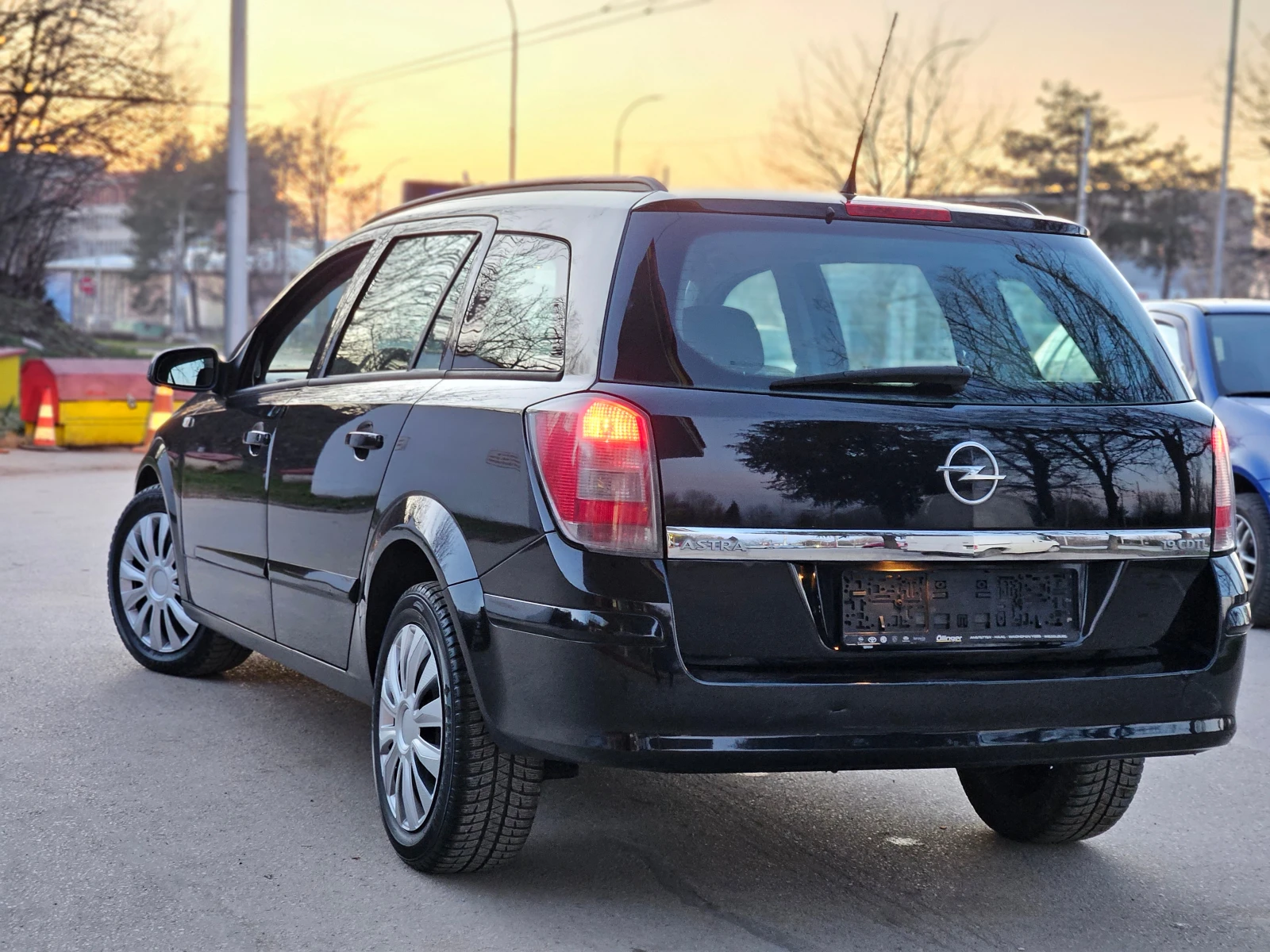 Opel Astra 1.9, 101к.с., 184х.км.!, снимка 7 - Автомобили и джипове - 53819574