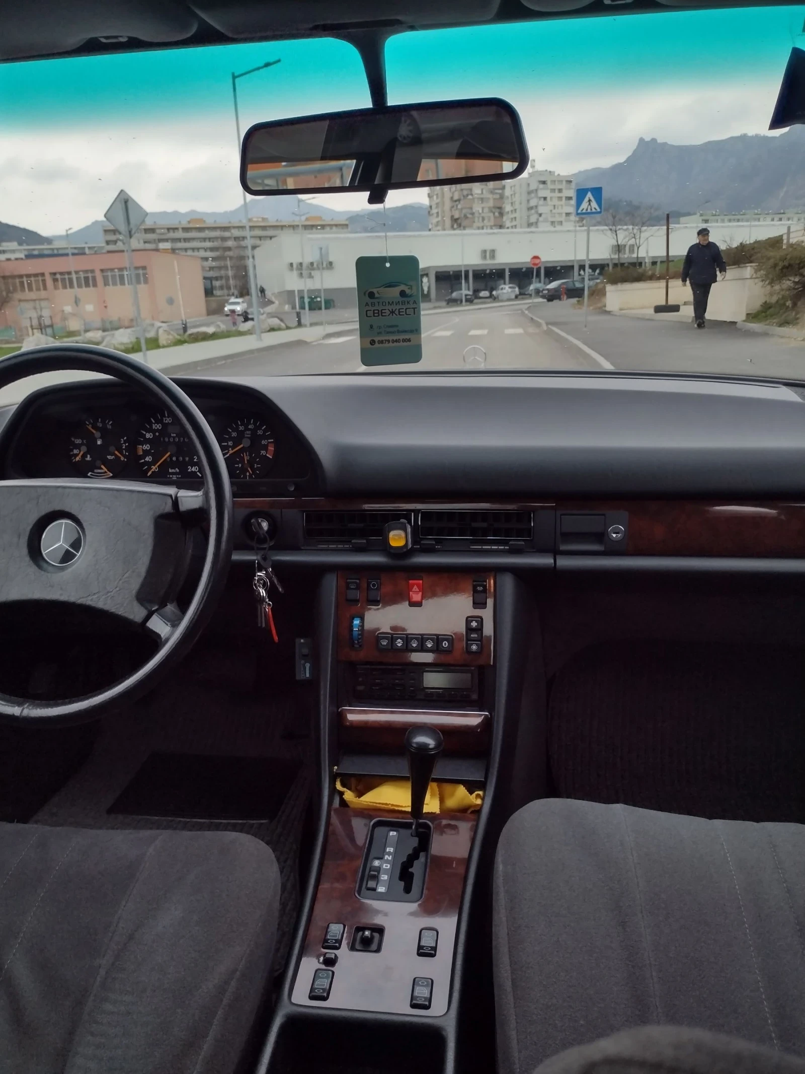 Mercedes-Benz 300, снимка 5 - Автомобили и джипове - 53952220