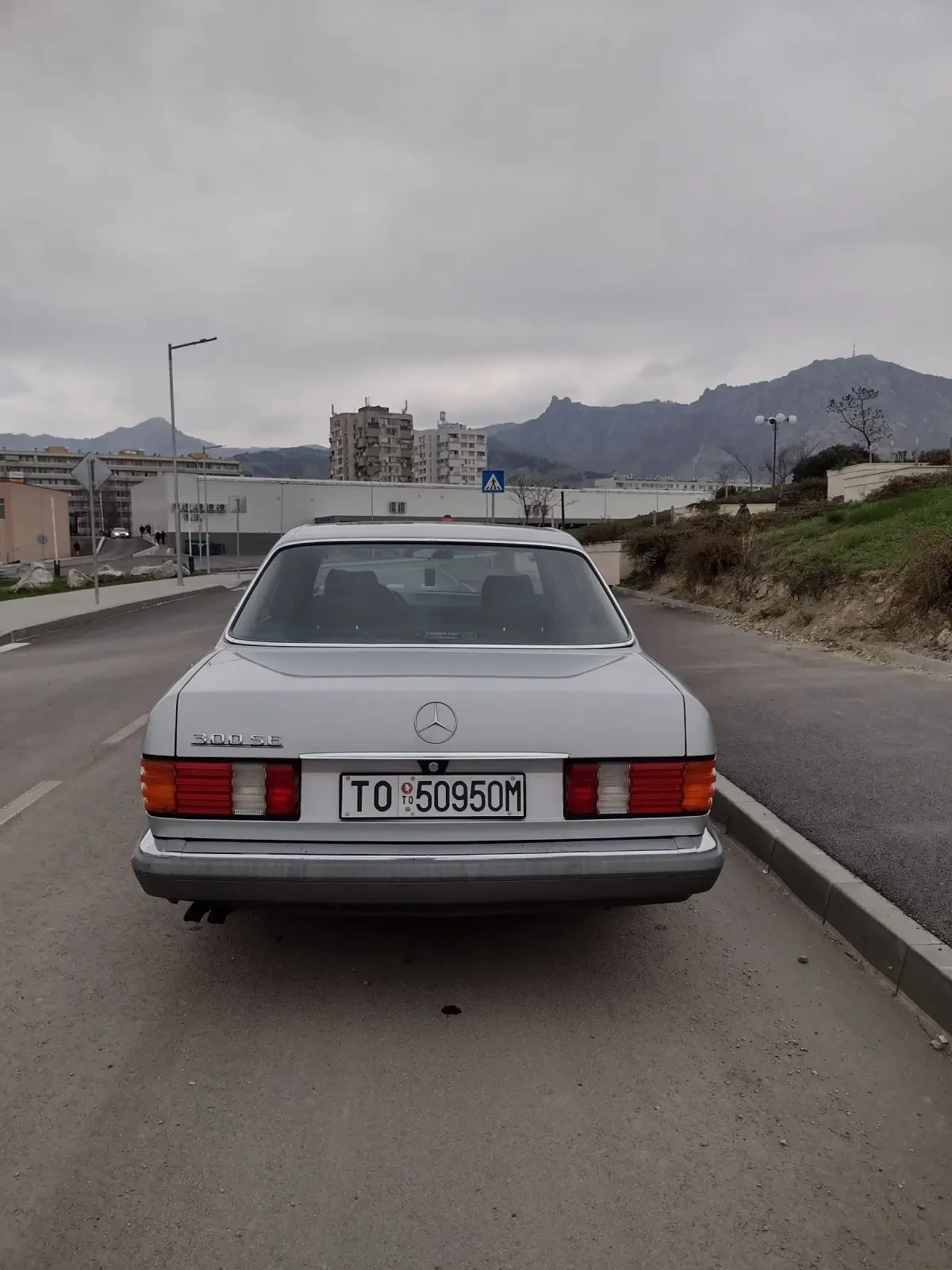 Mercedes-Benz 300, снимка 2 - Автомобили и джипове - 53952220