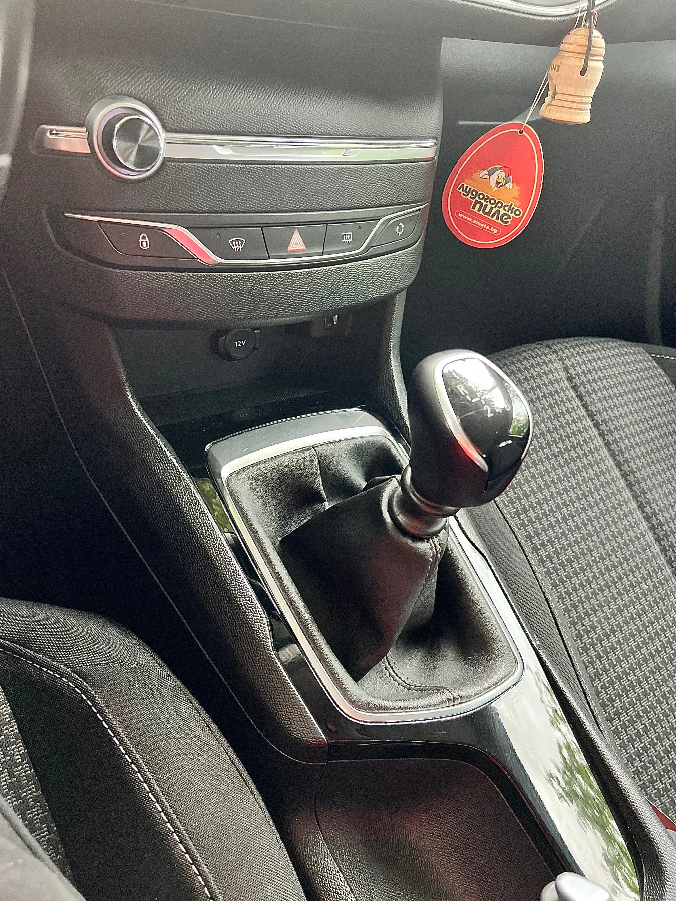 Peugeot 308 308SW, снимка 11 - Автомобили и джипове - 54731509