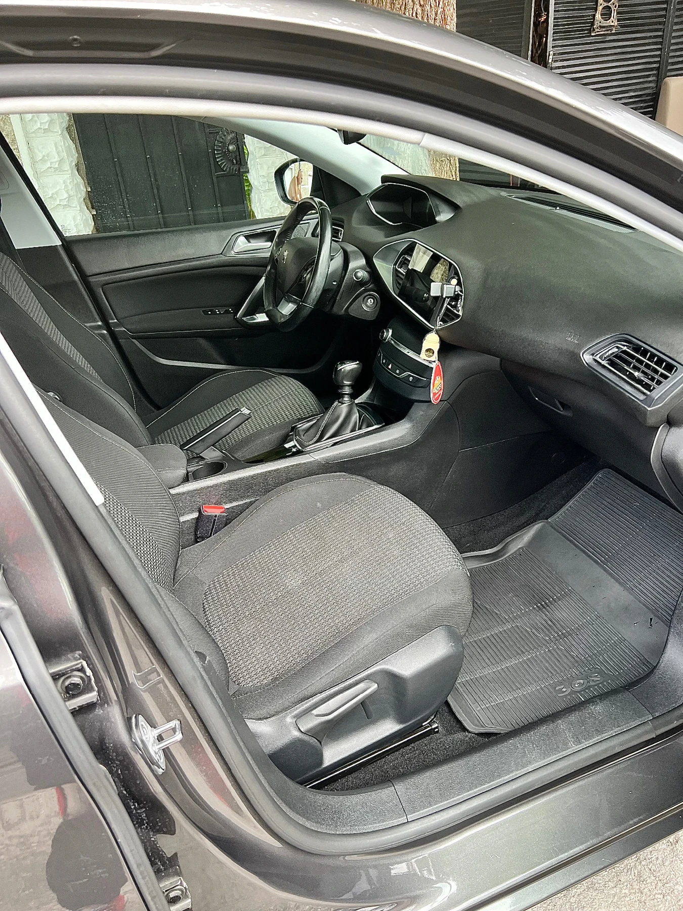 Peugeot 308 308SW, снимка 12 - Автомобили и джипове - 54731509