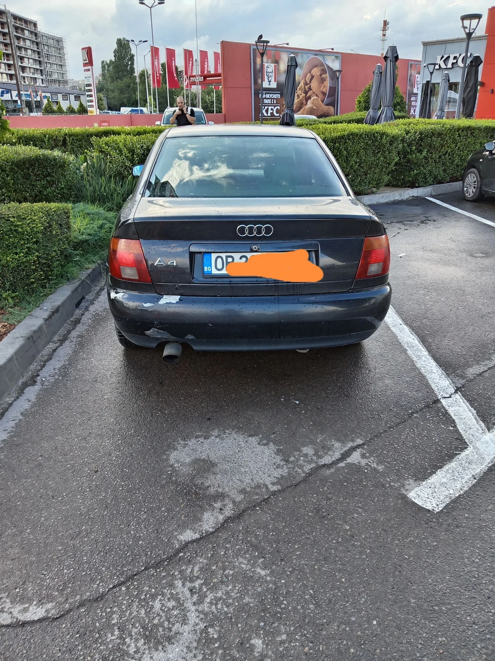 Audi A4 1, 6 бензин и газ, снимка 2 - Автомобили и джипове - 55033705