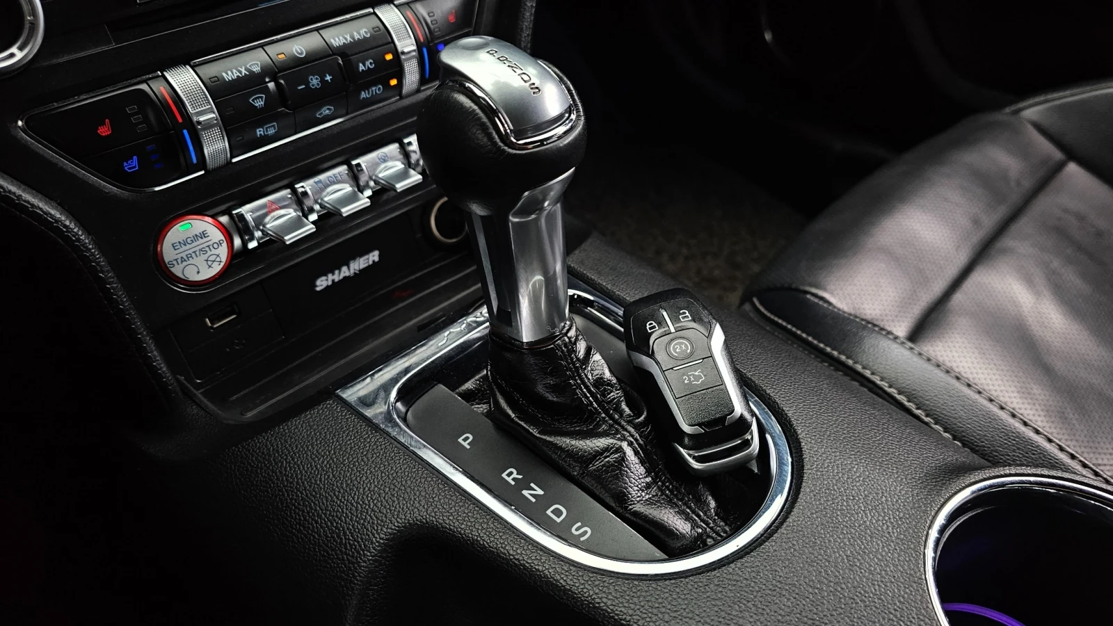 Ford Mustang 2.3 EcoBoost, снимка 8 - Автомобили и джипове - 55135754