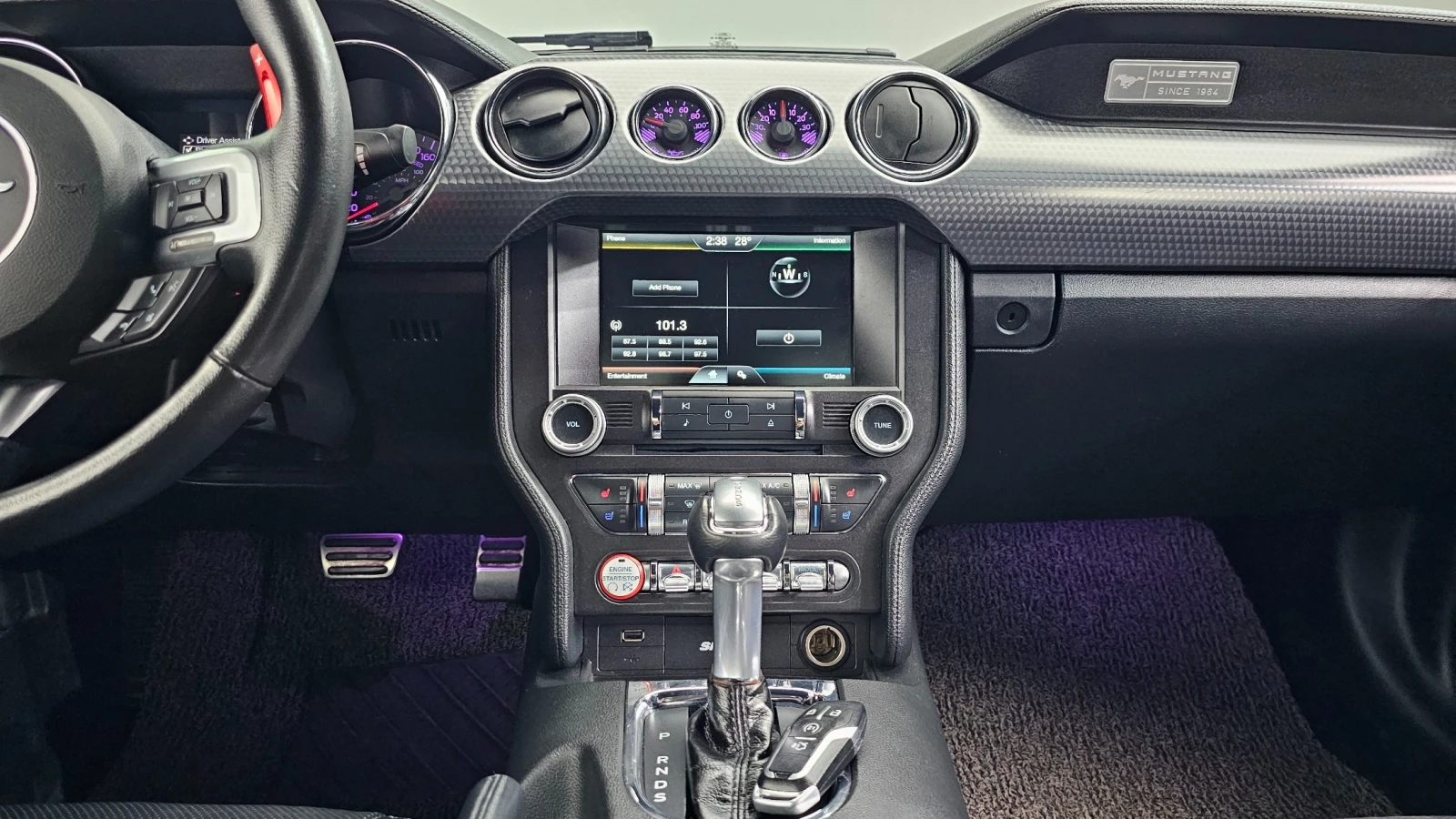 Ford Mustang 2.3 EcoBoost, снимка 15 - Автомобили и джипове - 55135754