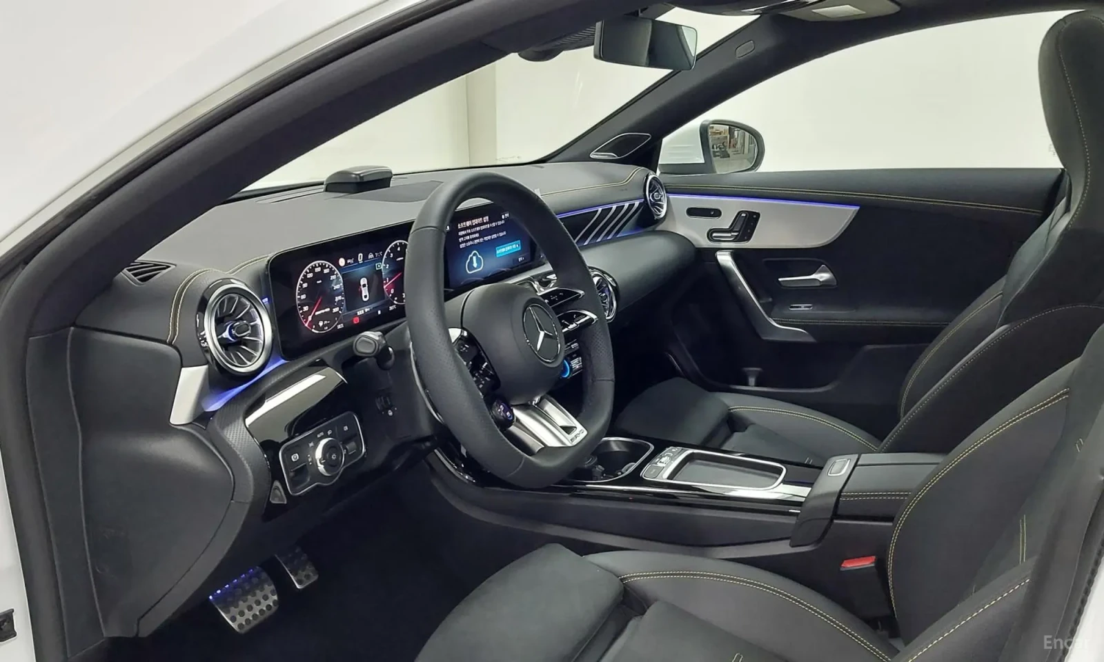 Mercedes-Benz CLA 45 AMG NOV* 15KM PROBEG* TOP OFERTA* AMG* , снимка 13 - Автомобили и джипове - 55187136