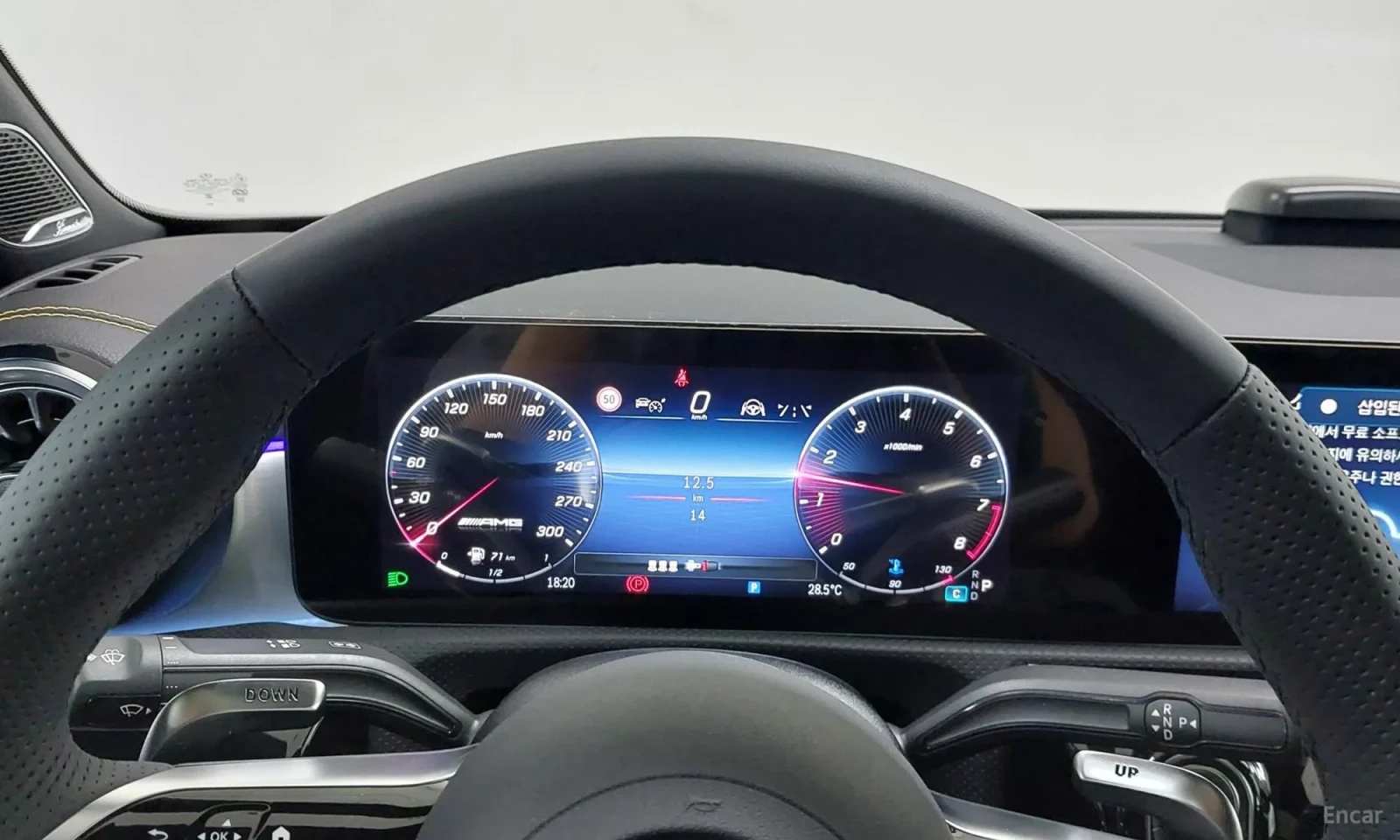 Mercedes-Benz CLA 45 AMG NOV* 15KM PROBEG* TOP OFERTA* AMG* , снимка 8 - Автомобили и джипове - 55187136