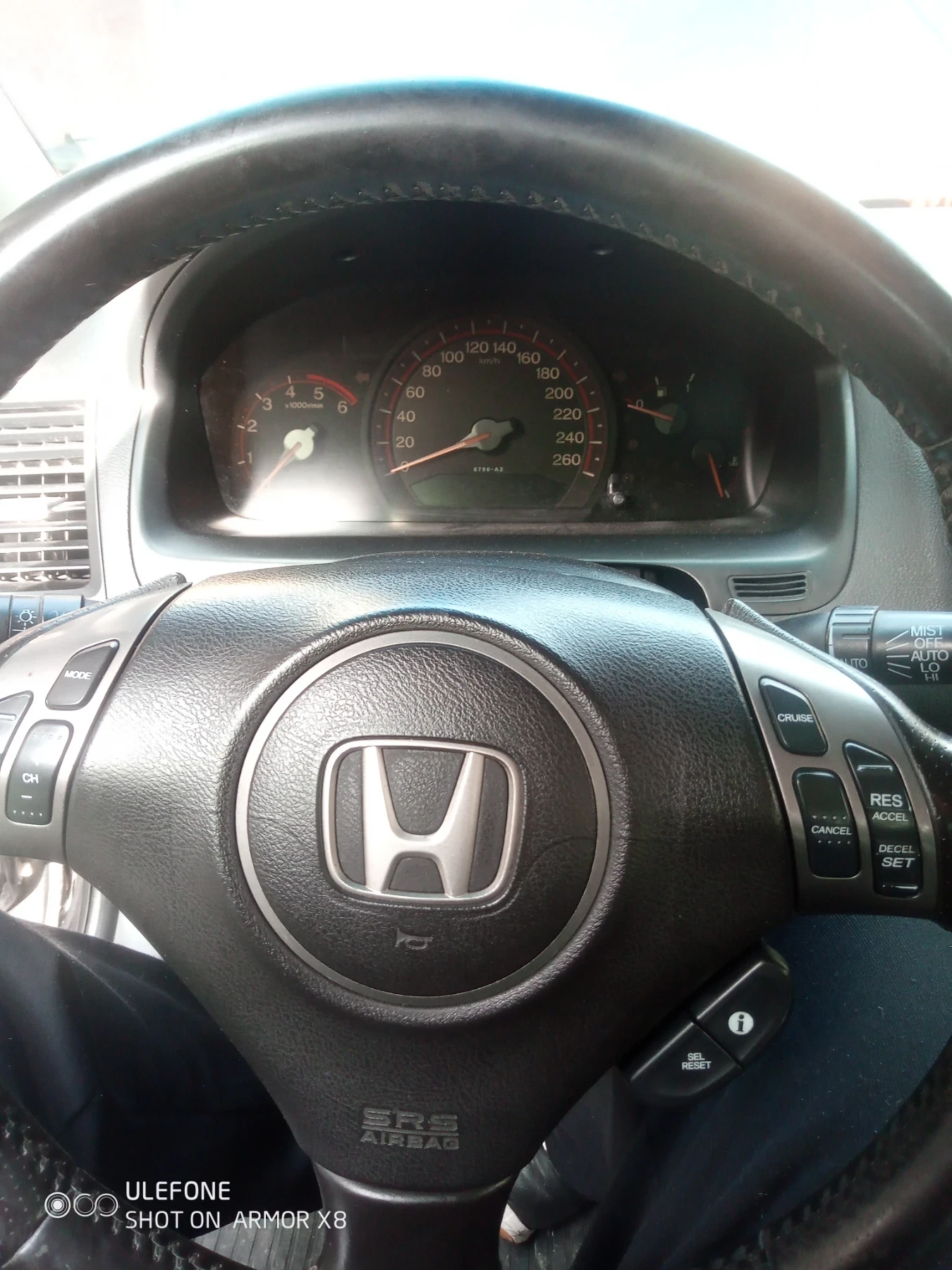 Honda Accord 2.2дизел, снимка 4 - Автомобили и джипове - 55384581