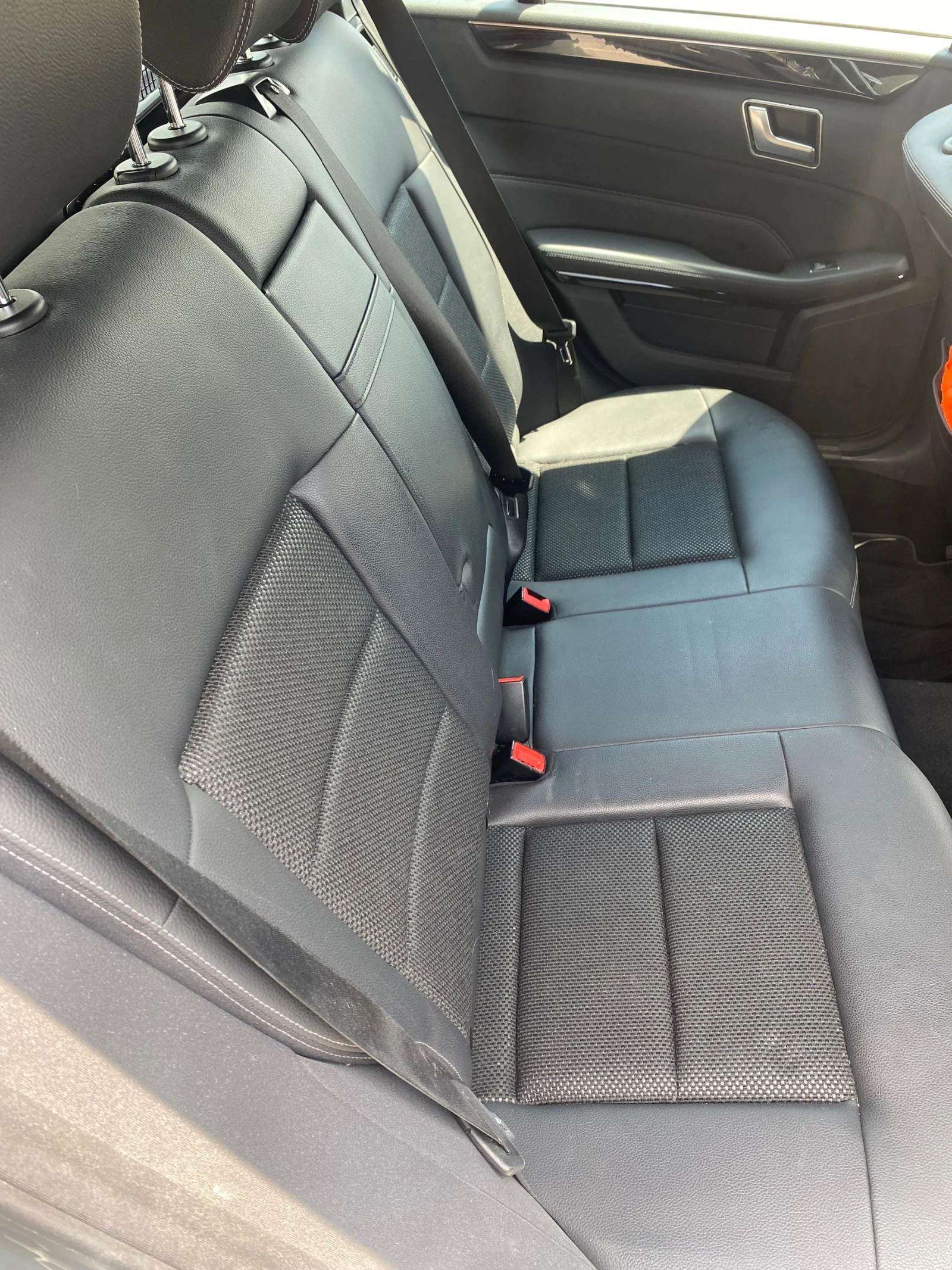 Mercedes-Benz E 350, снимка 10 - Автомобили и джипове - 55376844