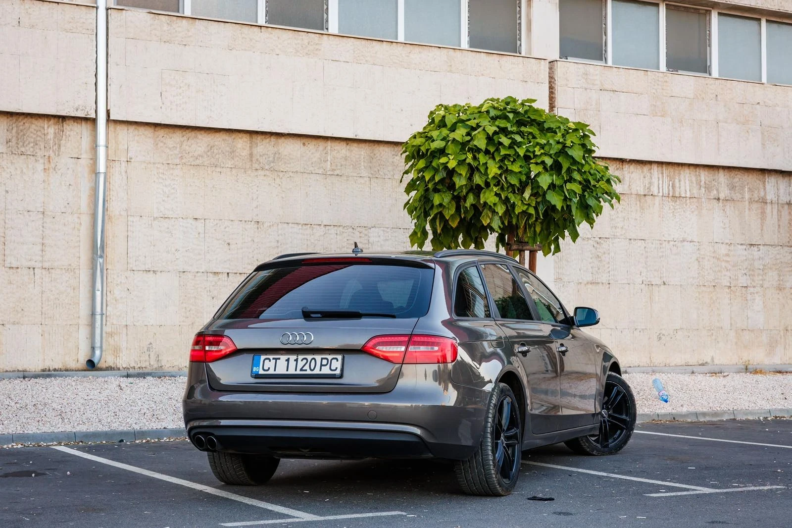 Audi A4, снимка 4 - Автомобили и джипове - 55848386