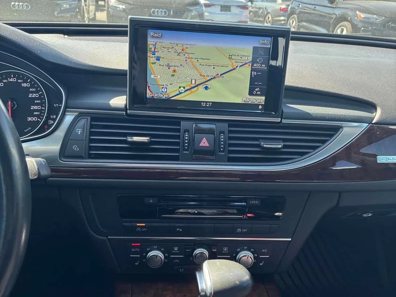Audi A6 * 3.0L TDI Progressiv * CARFAX * ОПЦИЯ ЗА ФИНАНСИР, снимка 9 - Автомобили и джипове - 56223597