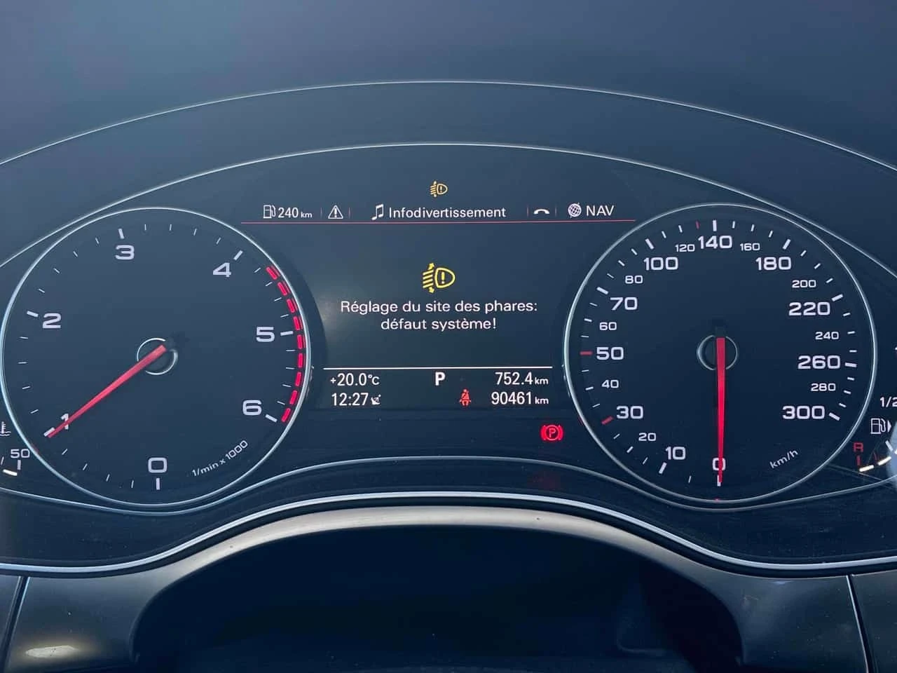Audi A6 * 3.0L TDI Progressiv * CARFAX * ОПЦИЯ ЗА ФИНАНСИР, снимка 8 - Автомобили и джипове - 56223597