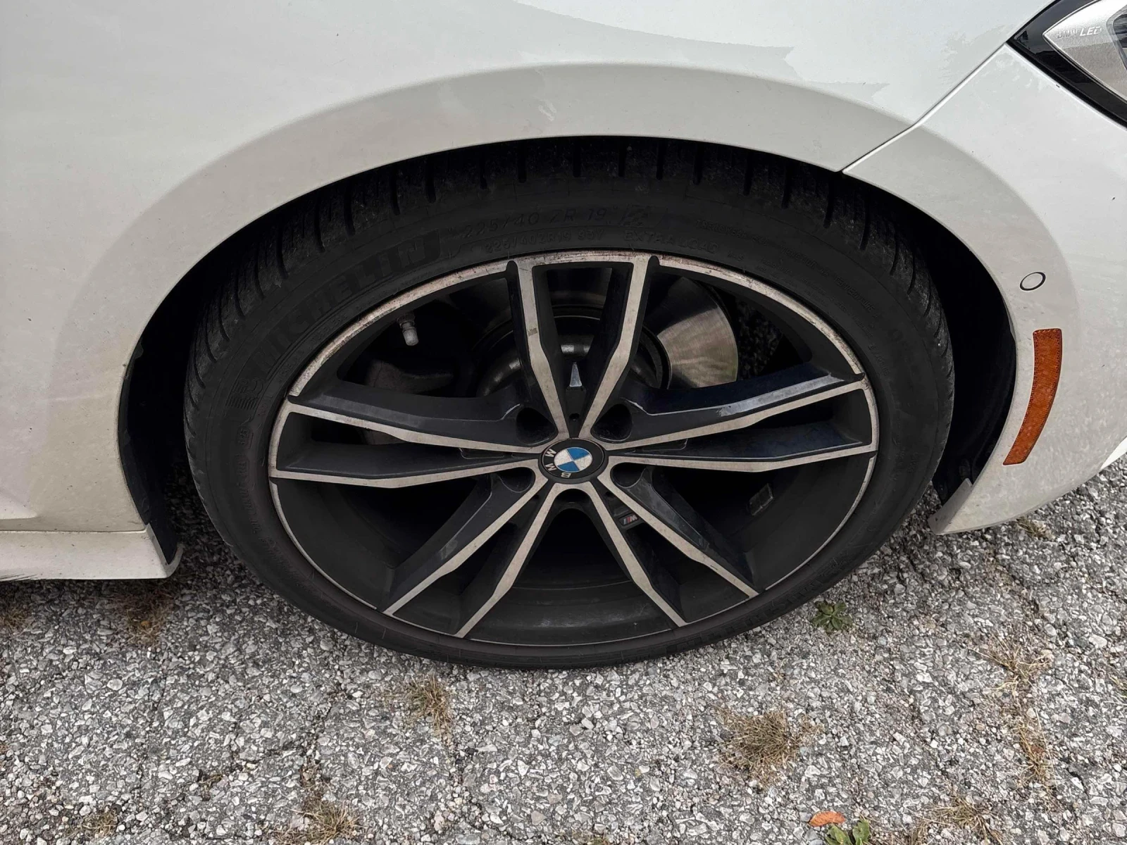 BMW 330 xDrive* HUD* M-pack* Back cam* �������* �������*  | Mobile.bg � ����������� 6