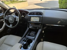 Jaguar F-PACE, снимка 12