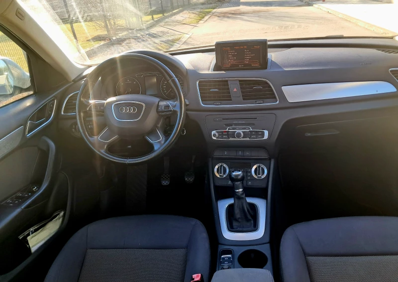 Audi Q3, снимка 9 - Автомобили и джипове - 48399428