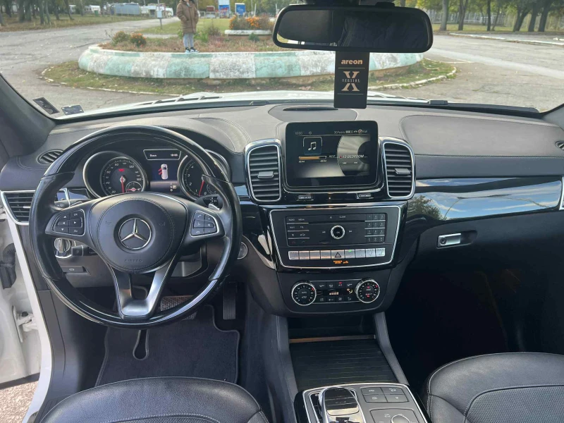 Mercedes-Benz GLS 500 Mercedes-Benz GLS 500 AMG* PACK* ПОДГРЕВ* ОБДУХВАН, снимка 11 - Автомобили и джипове - 52332772