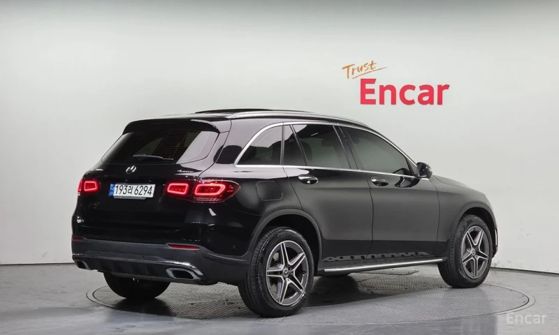 Mercedes-Benz GLC 300, снимка 2 - Автомобили и джипове - 53285095