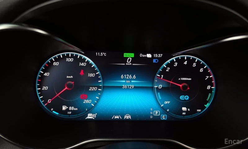 Mercedes-Benz GLC 300, снимка 8 - Автомобили и джипове - 53285095