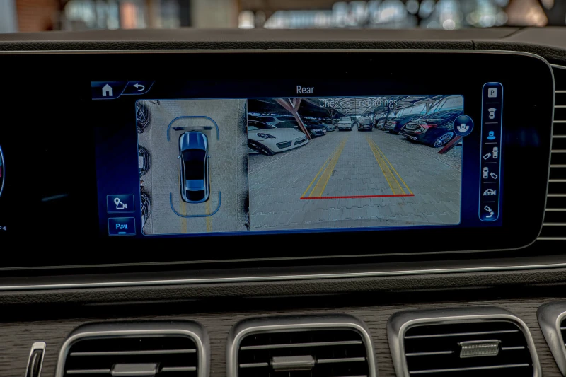 Mercedes-Benz GLE 53 4MATIC Coupe/AMG/Burmester/Обдухване/HuD/Панорама/Камера3, снимка 13 - Автомобили и джипове - 53287050