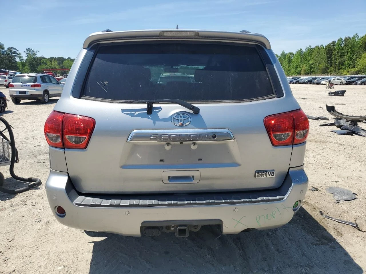 Toyota Sequoia  - изображение 6