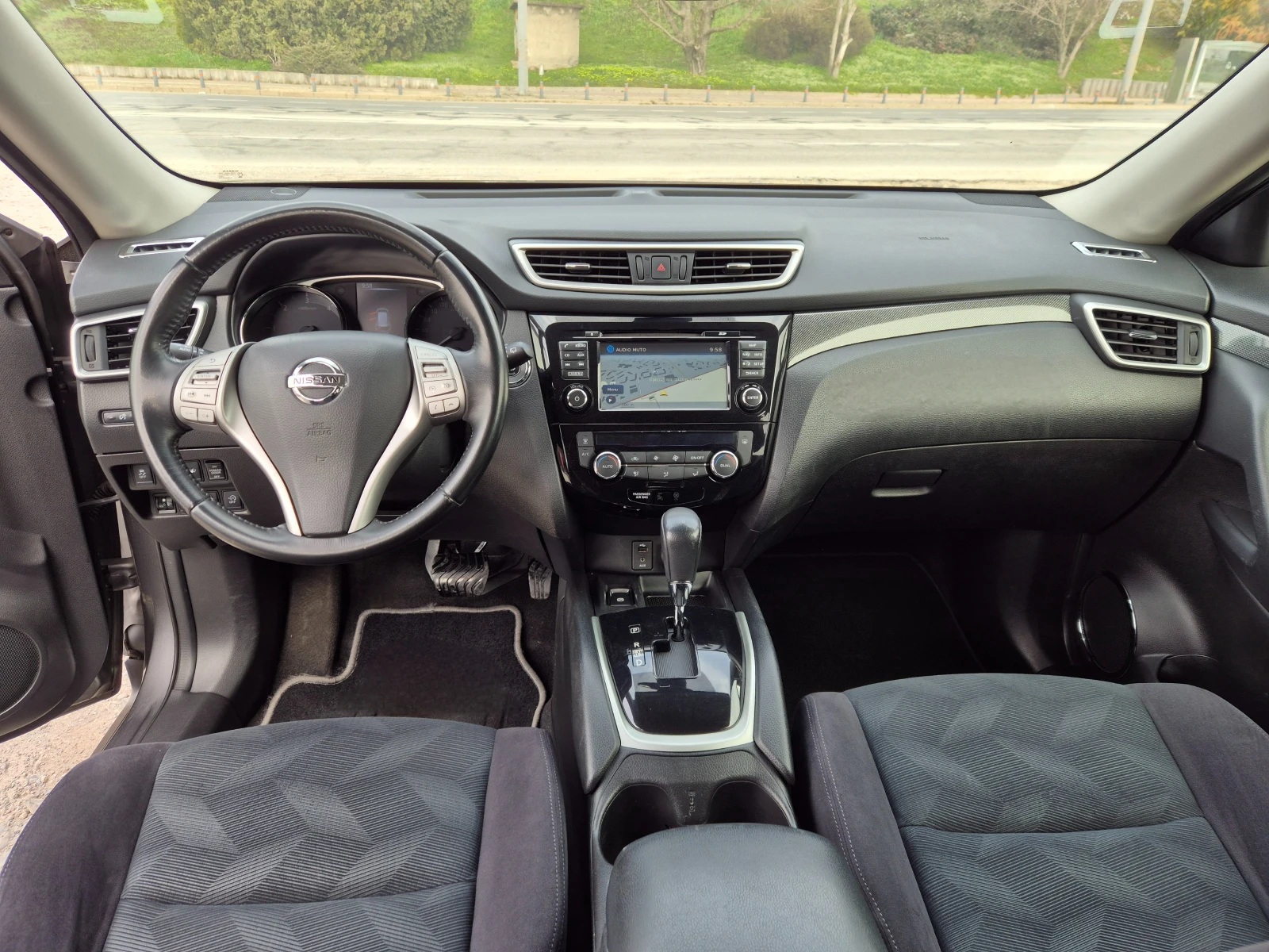 Nissan X-trail 1.6 D AUTOMATIC , снимка 14 - Автомобили и джипове - 52164044