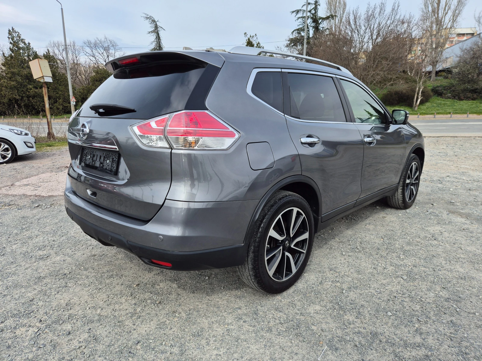 Nissan X-trail 1.6 D AUTOMATIC , снимка 5 - Автомобили и джипове - 52164044