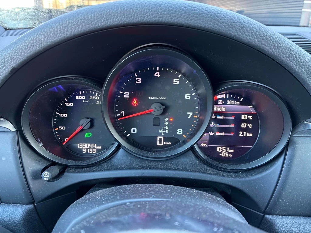 Porsche Macan * AWD * CARFAX * ЦЕНА ДО БЪЛГАРИЯ - изображение 9