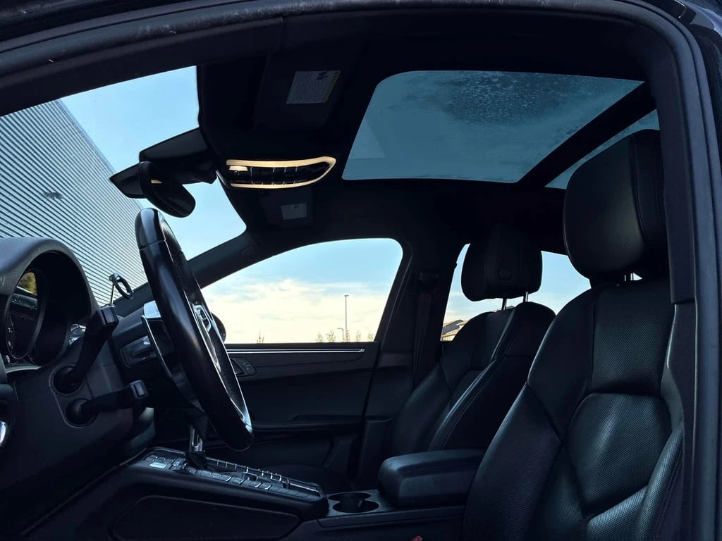 Porsche Macan * AWD * CARFAX * ЦЕНА ДО БЪЛГАРИЯ - изображение 7