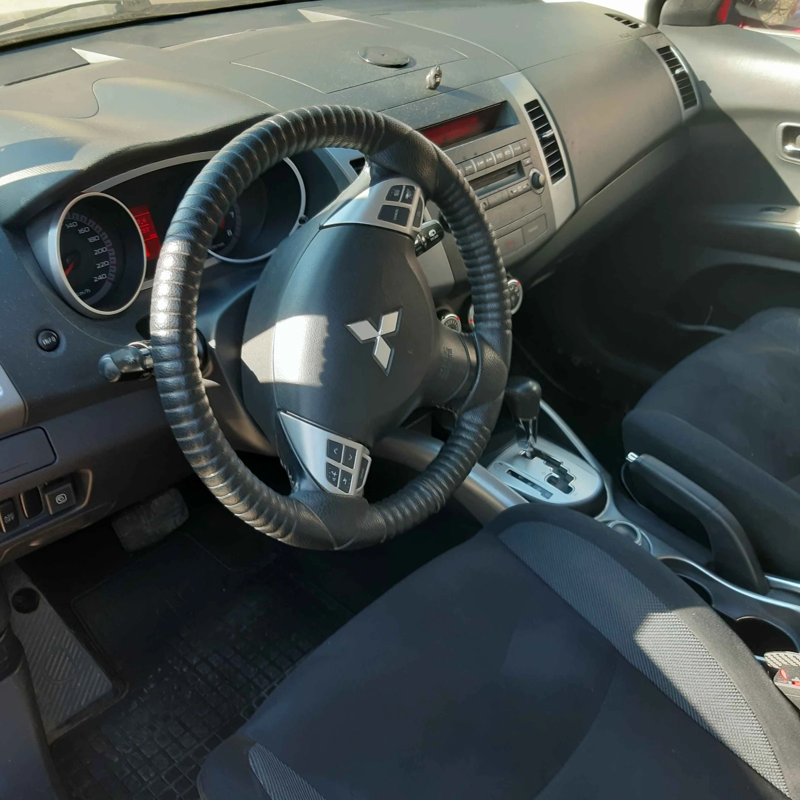 Mitsubishi Outlander 2.4i - изображение 5