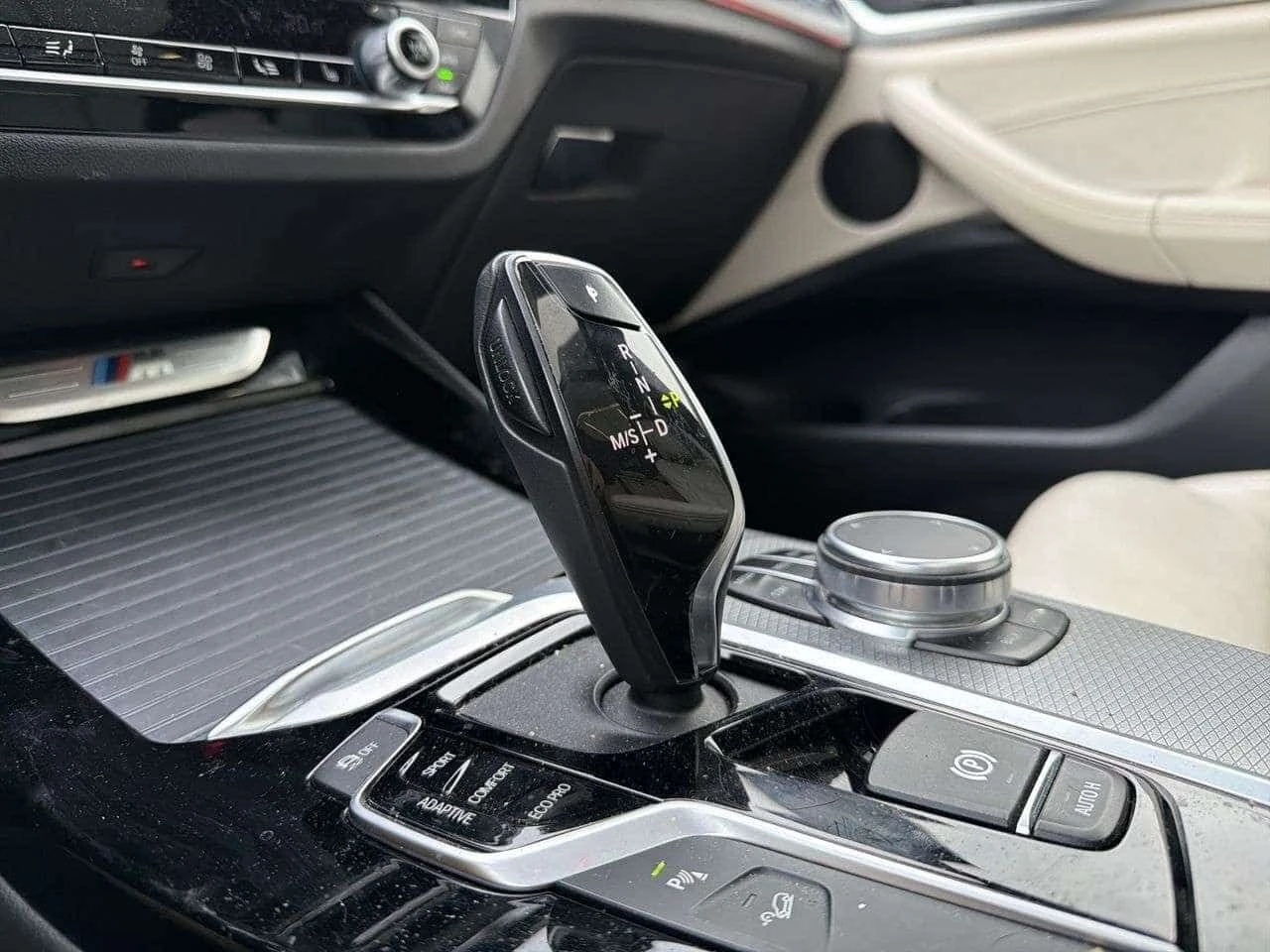 BMW X3 * M40i * CARFAX * М-СПОРТ* ПОДГРЕВ* ПАНОРАМА* , снимка 16 - Автомобили и джипове - 53795518