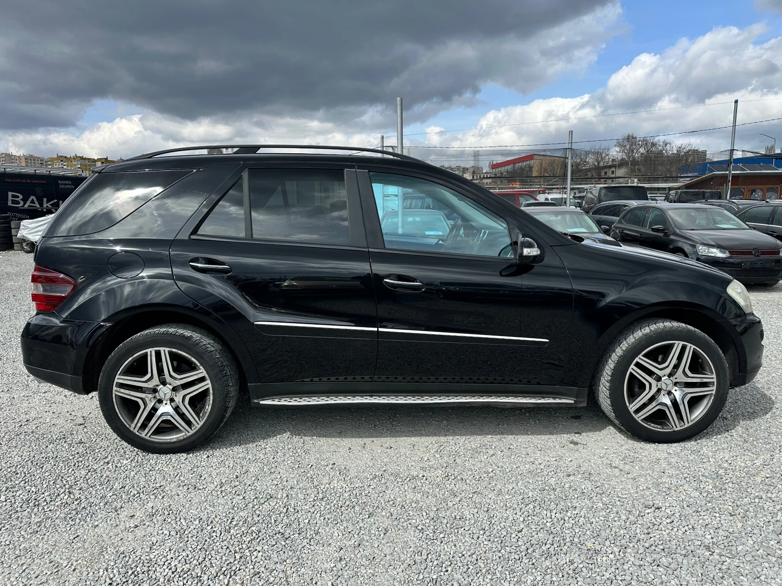 Mercedes-Benz ML 320 3.2 CDI, снимка 7 - Автомобили и джипове - 53902193