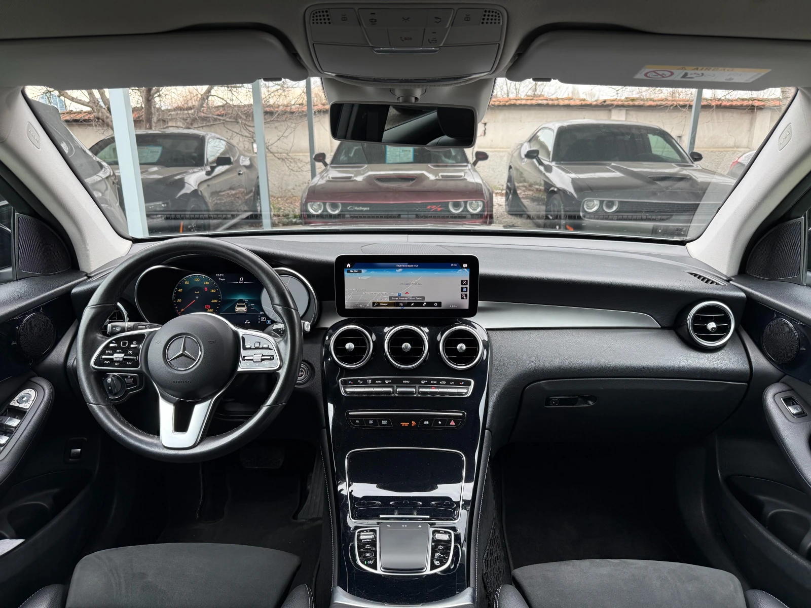 Mercedes-Benz GLC 220 4MATIC, 9G-TRONIC, снимка 13 - Автомобили и джипове - 53964197