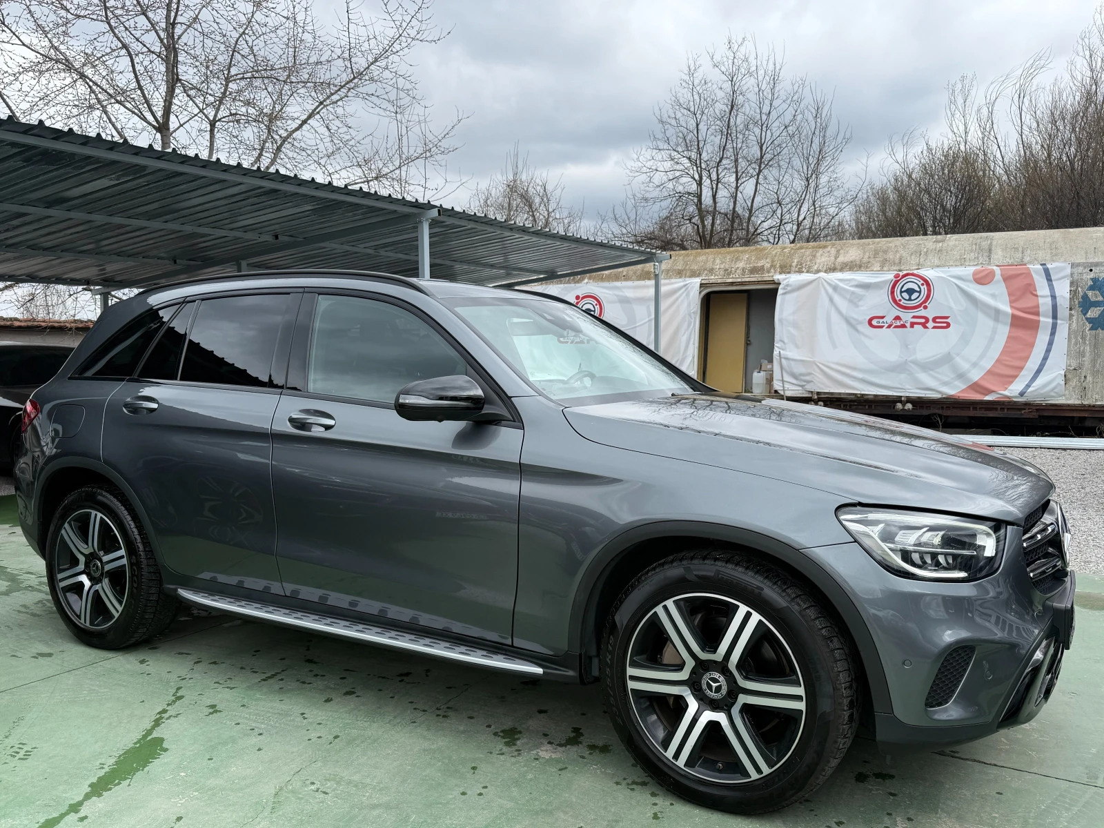 Mercedes-Benz GLC 220 4MATIC, 9G-TRONIC, снимка 3 - Автомобили и джипове - 53964197