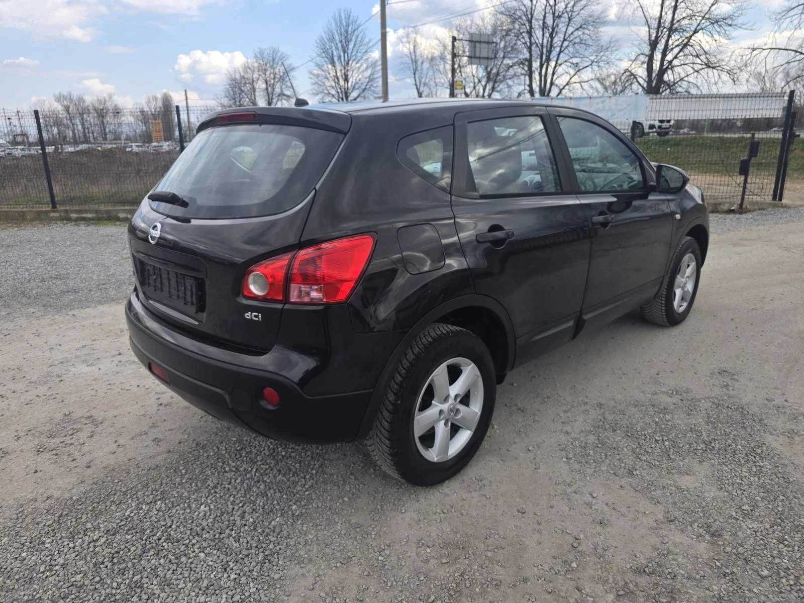 Nissan Qashqai 2.0 dci 4х4, снимка 6 - Автомобили и джипове - 53970148