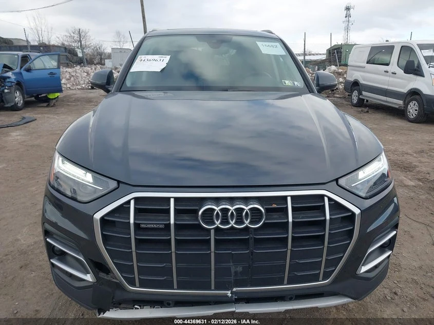 Audi Q5 2.0l Premium 40, снимка 12 - Автомобили и джипове - 54094732