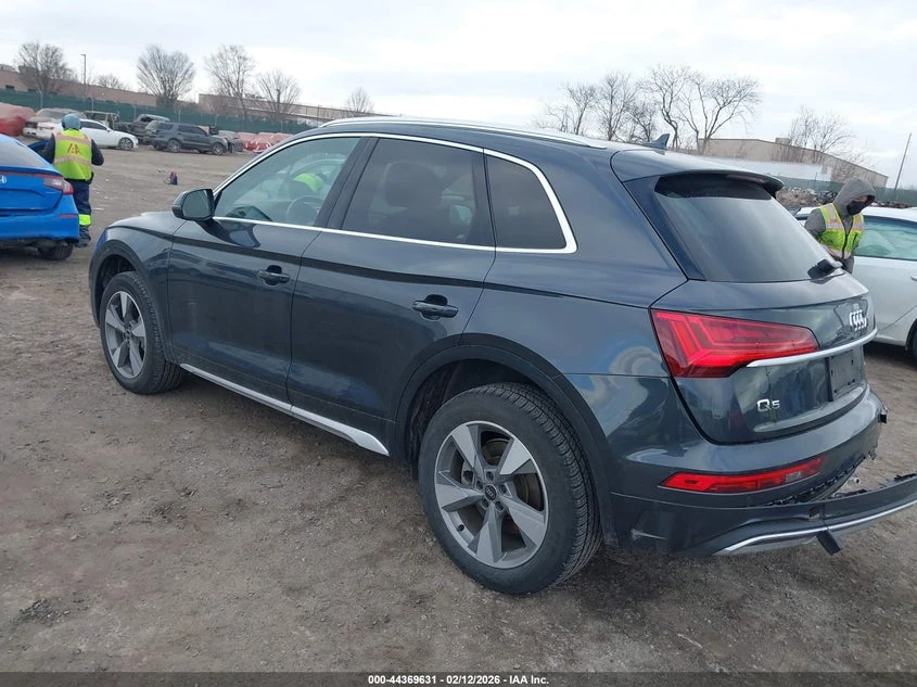 Audi Q5 2.0l Premium 40, снимка 3 - Автомобили и джипове - 54094732