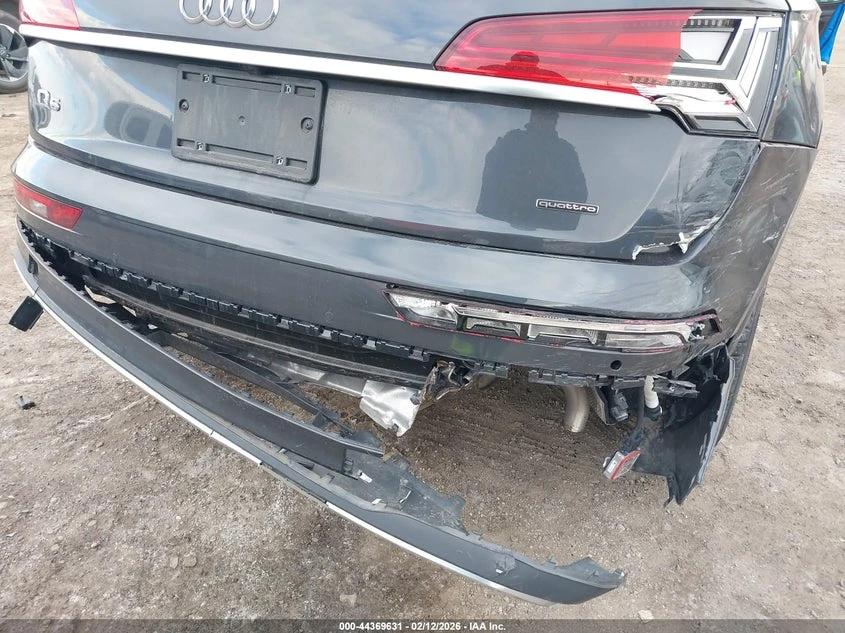 Audi Q5 2.0l Premium 40, снимка 6 - Автомобили и джипове - 54094732