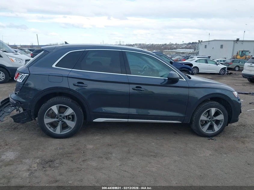 Audi Q5 2.0l Premium 40, снимка 13 - Автомобили и джипове - 54094732