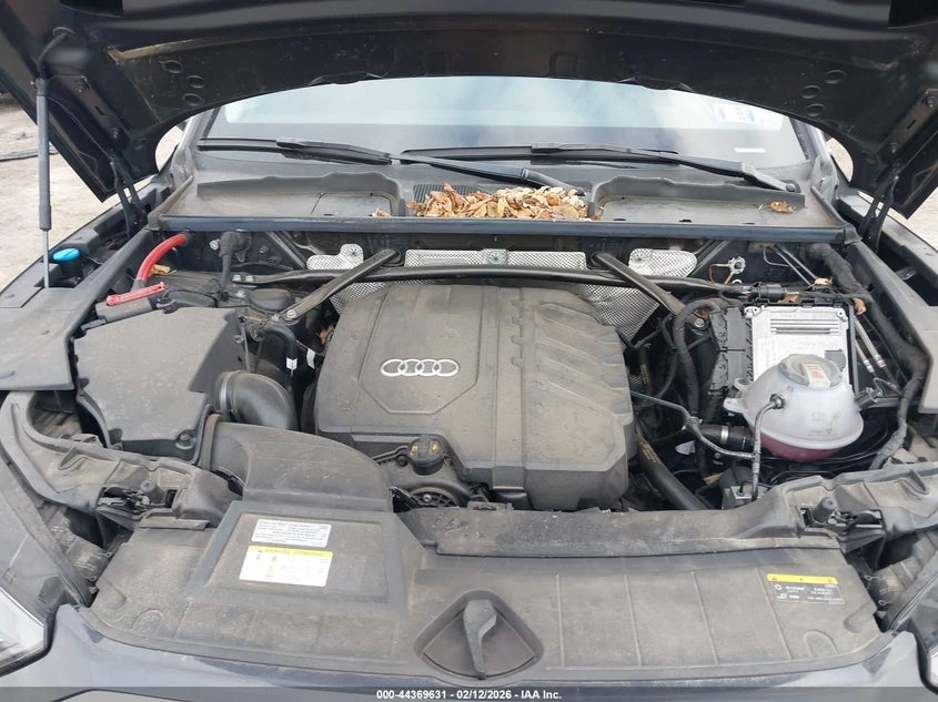 Audi Q5 2.0l Premium 40, снимка 10 - Автомобили и джипове - 54094732