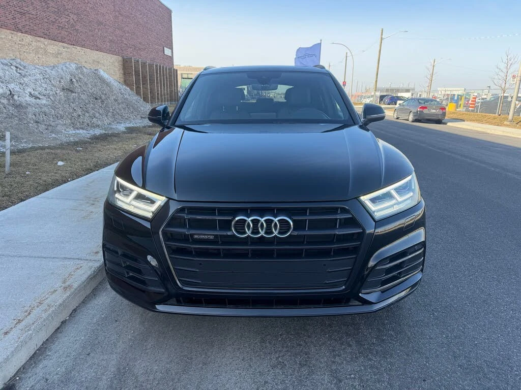 Audi Q5 Titanium* Premium Plus* АвтоКредит* (ЦЕНА ДО БГ), снимка 7 - Автомобили и джипове - 54217273