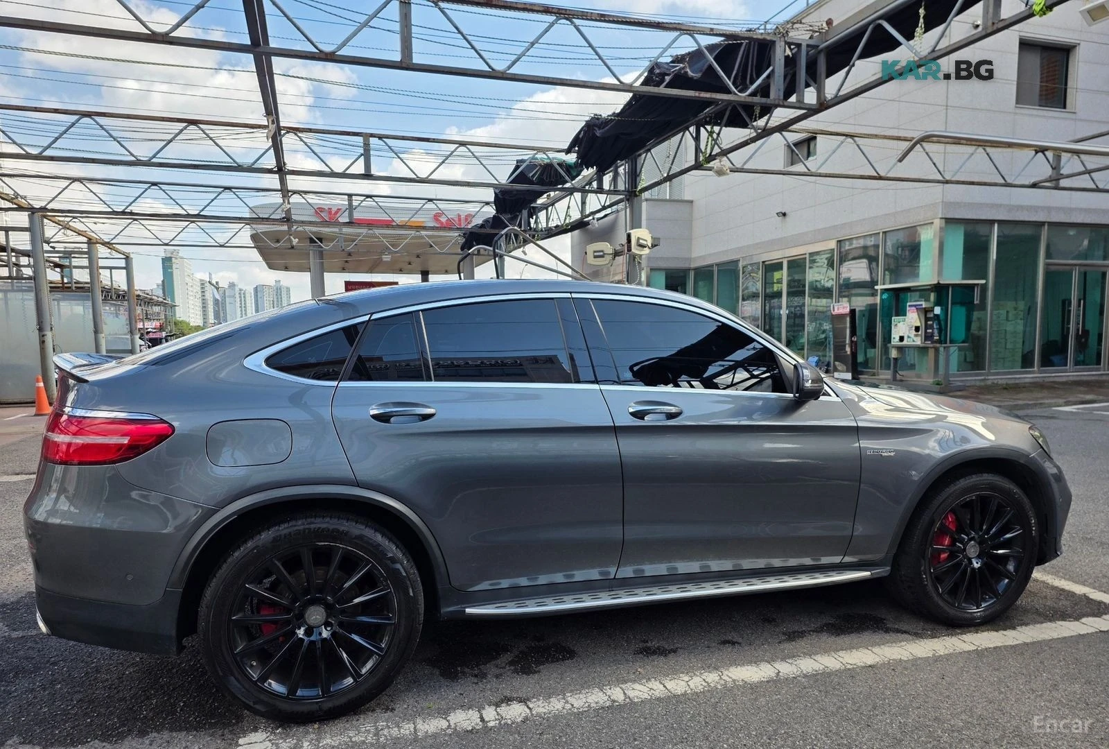 Mercedes-Benz GLC 220 AMG* ПОДГРЕВ* КАМЕРА* ПАНО, снимка 3 - Автомобили и джипове - 56314199