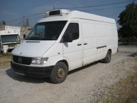 Mercedes-Benz Sprinter 312 На части, снимка 2