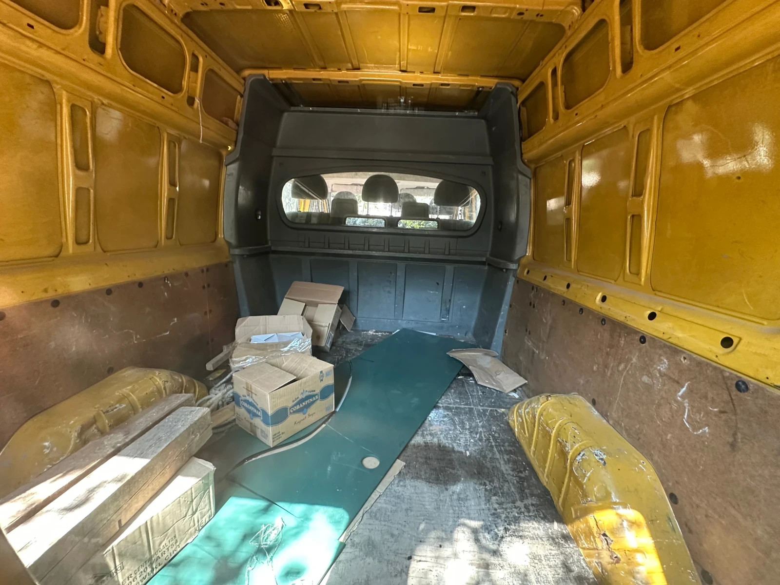 Ford Transit 2.4  - изображение 6